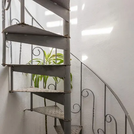 The Townhouse Дом отдыха Фару